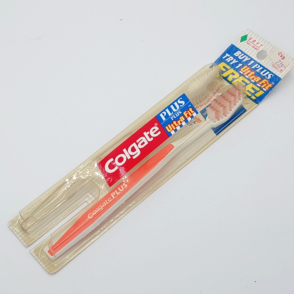 2 Vintage Colgate Plus Toothbrush Diamond Shaped Head Soft Bristles Ultra Fit